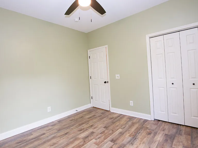102 Willow Creek Ln — Photo 26