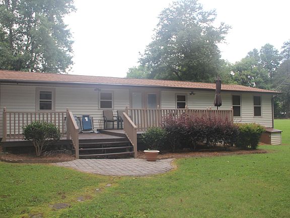5th image of 1049 Buckner Rd