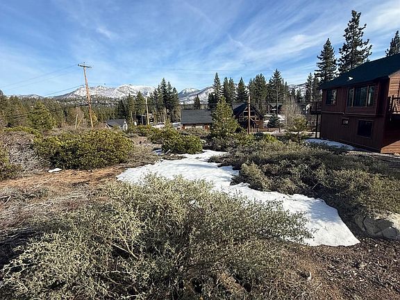 2nd image of 857 Lake Tahoe Blvd