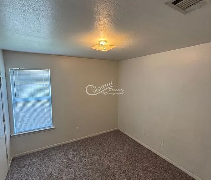 1627 Yuma Trl #A — Photo 6
