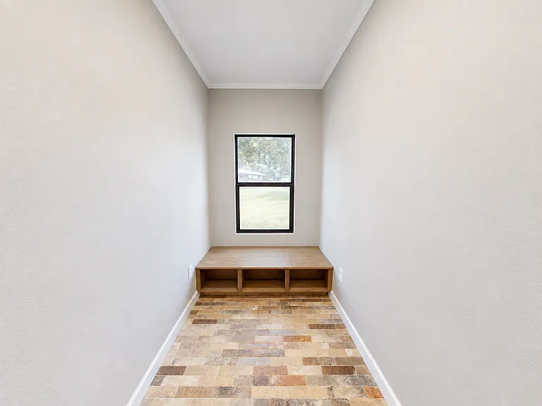 1108 Buckhall Rd — Photo 8