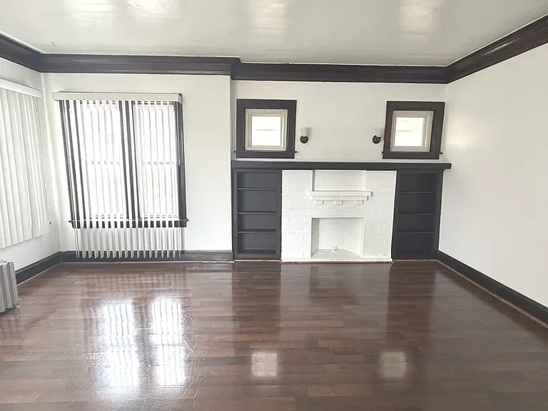 8026 S Aberdeen St #1 — Photo 4