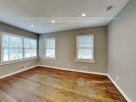 3rd image of 3450 Glenwood Rd