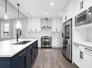 4229 Veterans Way NW, Edmonton, AB T5E6W7