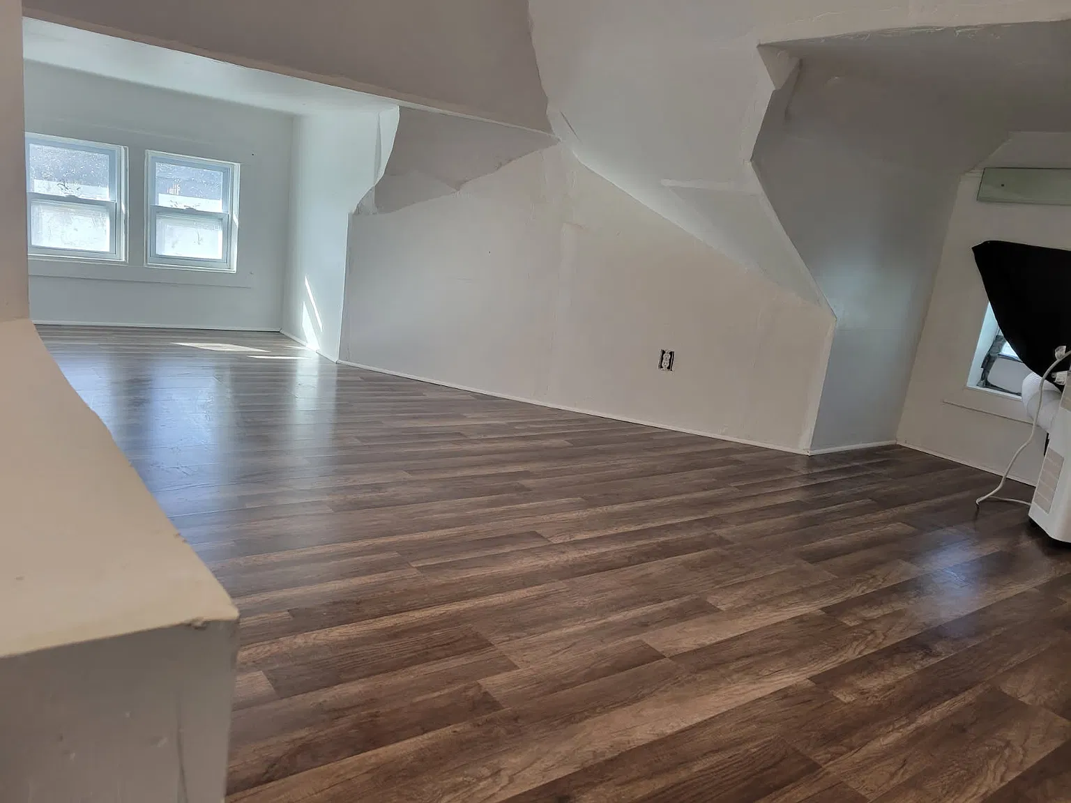 28 Merrill St — Photo 3