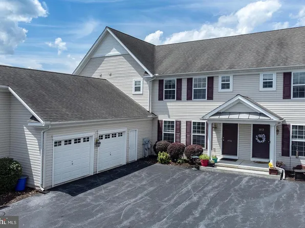 1934 Preserve Ln, Palmyra, PA 17078