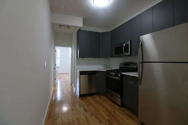 Rented by Compass | media 11