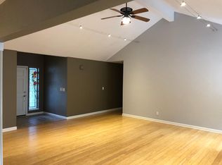 8074 N Sherman Ave, Fresno, CA 93720