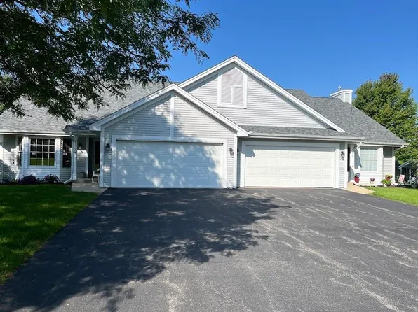 4350 Sunset Ter, Loves Park, IL 61111