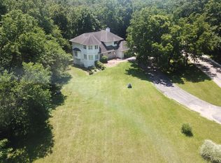 2679 W Forest Rd, Freeport, IL 61032