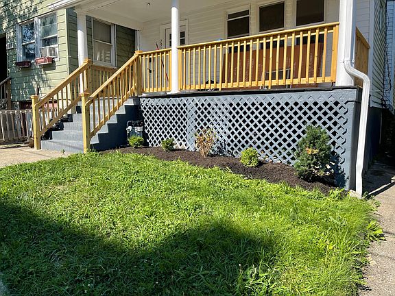 2nd image of 2913 Eden Ave