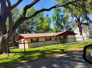 330 SE 6th St, Williston, FL 32696