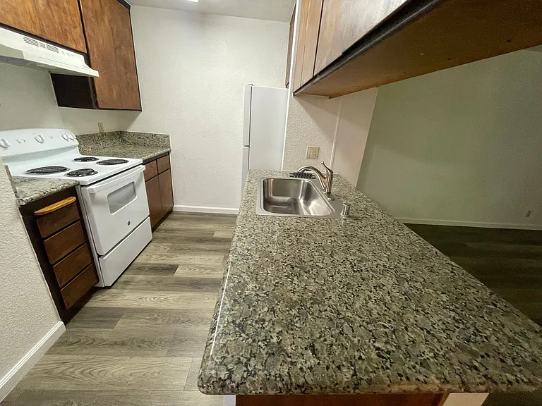 363 Rio Lindo Ave — Photo 4