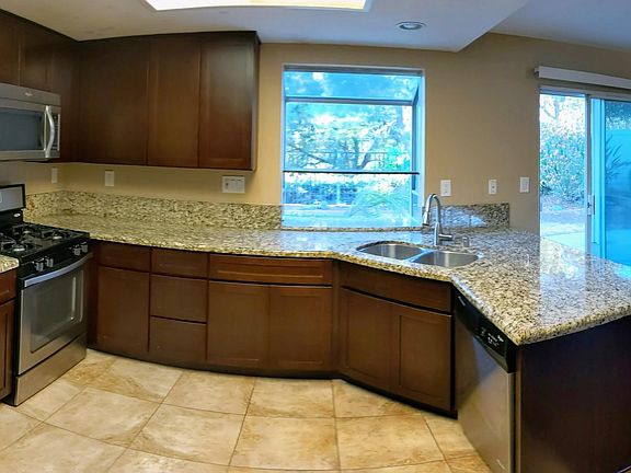 4th image of 23991 Morning Dove Ln