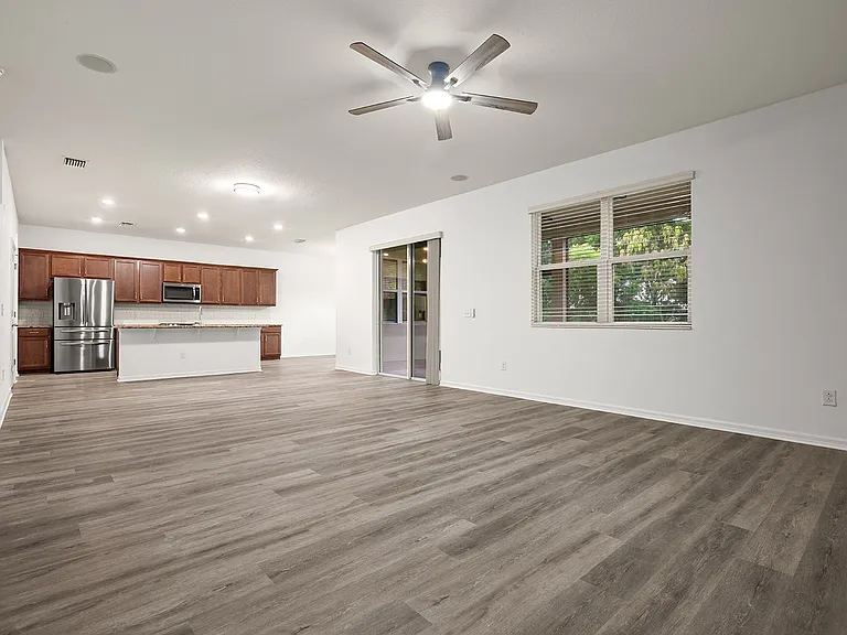 12124 Lake Blvd — Photo 8