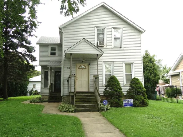913 Elizabeth St, Joliet, IL 60435