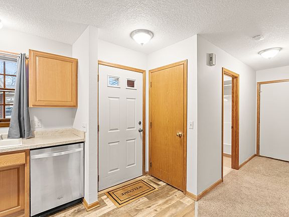 3rd image of 5408 Vista Dr