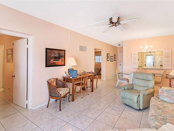5th image of 4117 Bougainvilla Dr APT 208