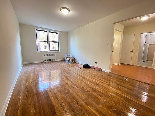 1st image of 14055 Burden Cres APT 2E