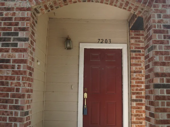 7203 SNOWDEN CRST, San Antonio, TX 78240