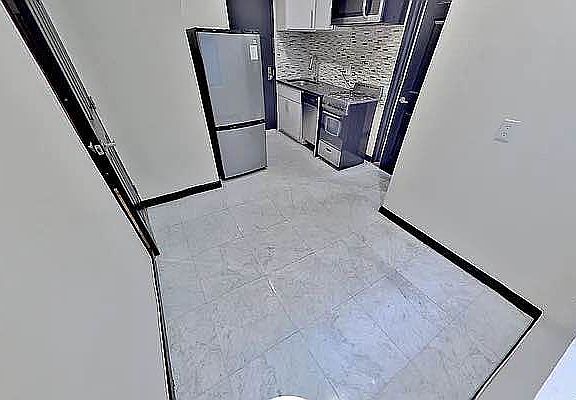 2nd image of 85 Pitt St APT 15A