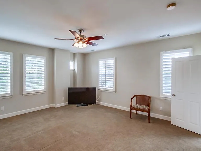 9673 Deer Trail Dr — Photo 52