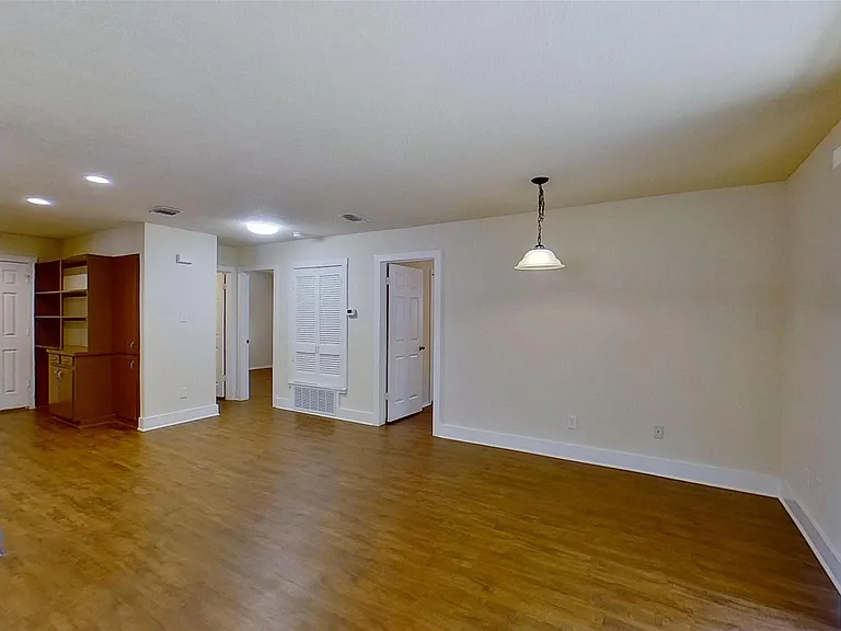 2107 Magnolia Dr #B — Photo 5
