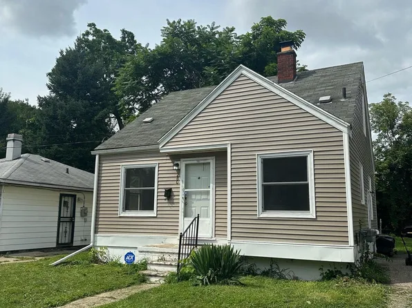 260 Crystal Lake Dr, Pontiac, MI 48341