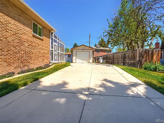 3rd image of 840 Lakewood Village Dr