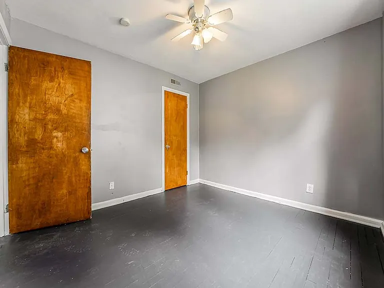 2533 Greenvale Rd — Photo 30