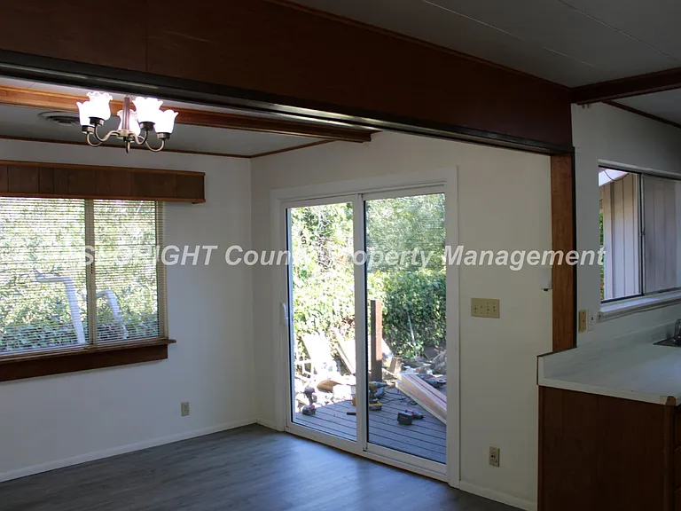 577 Princeton Pl — Photo 6