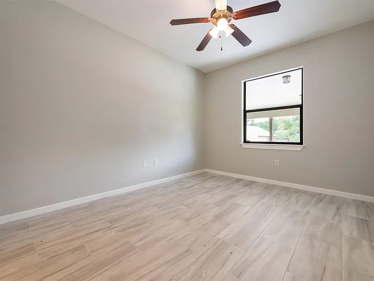 1215 Sherrard St #B — Photo 14