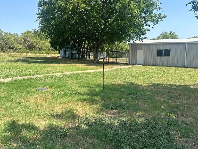 4412 W Dickson Ln — Photo 6