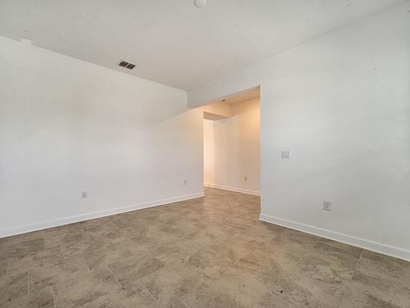 5th image of 2884 Nottel Dr