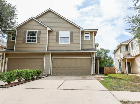 6318 Stoney Creek Dr, Pasadena, TX 77503