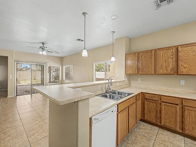 44290 W Neely Dr — Photo 8