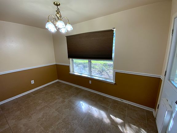 5th image of 1809 Stratford Dr
