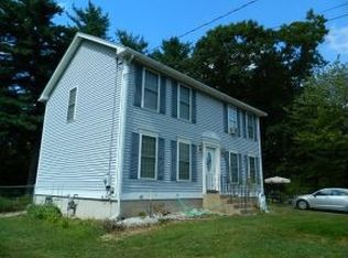 35 Rosewood Ln, Manchester, NH 03103