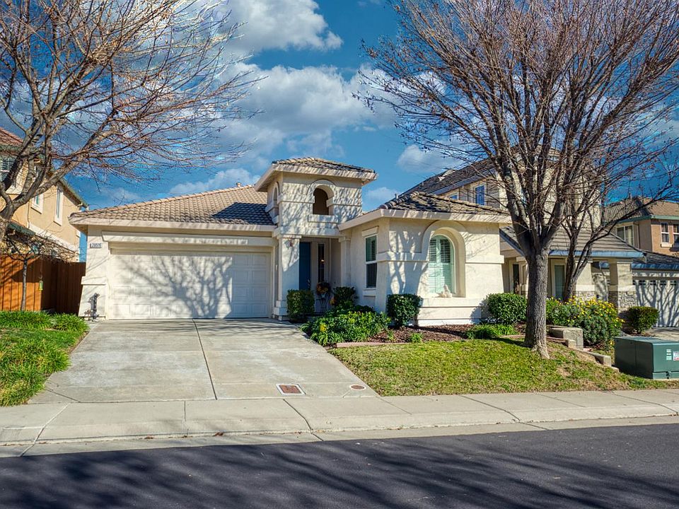 1st image of 20516 Sarazen Ln