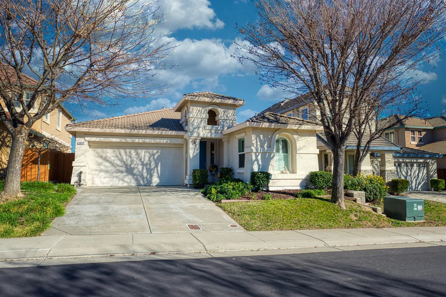 20516 Sarazen Ln photo 1