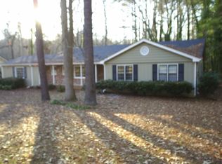 102 Roundleaf Ct, Peachtree City, GA 30269