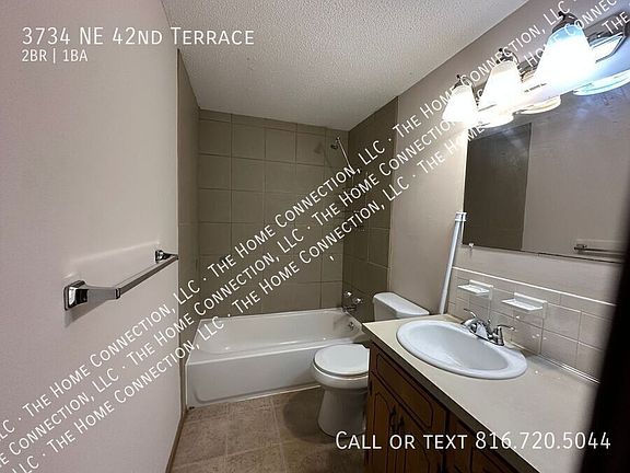 4th image of 3734 NE 42nd Ter