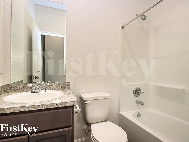 11024 Patriot Ct — Photo 16