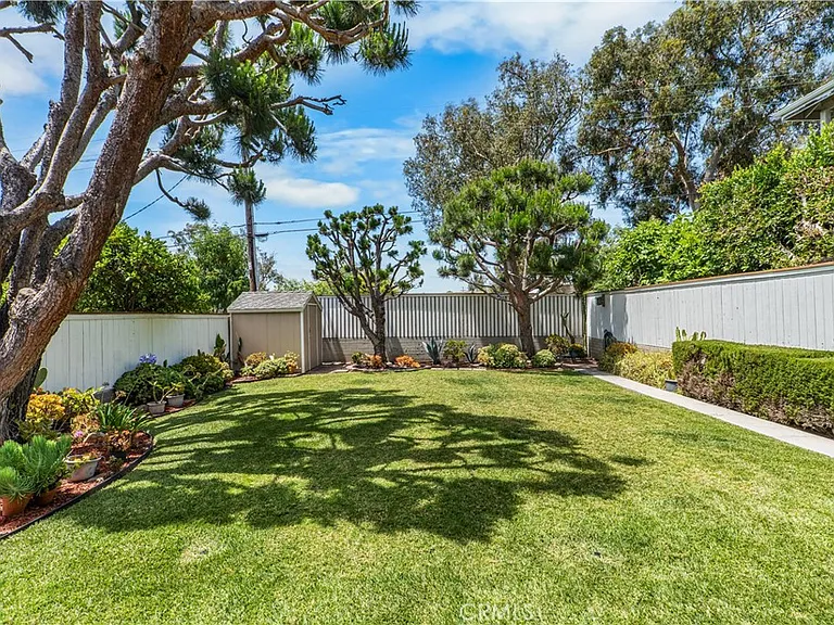 34155 Camino El Molino — Photo 2