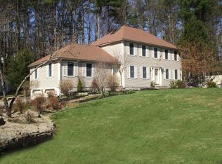 73 Westfall Rd, Pelham, NH 03076