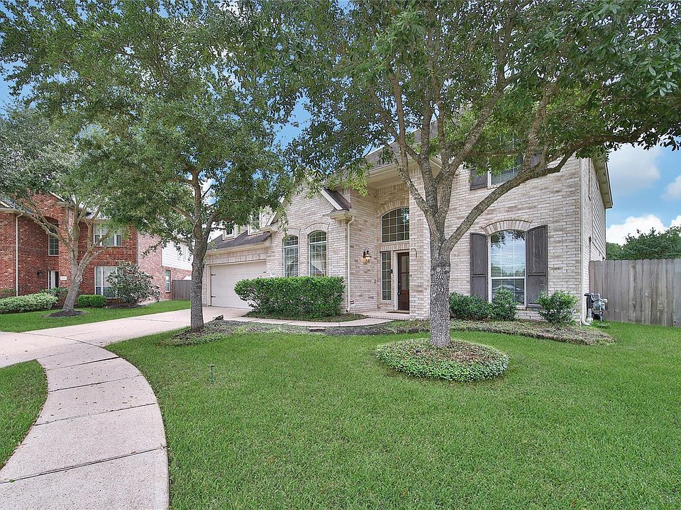 1st image of 10802 Lake Raven Ct