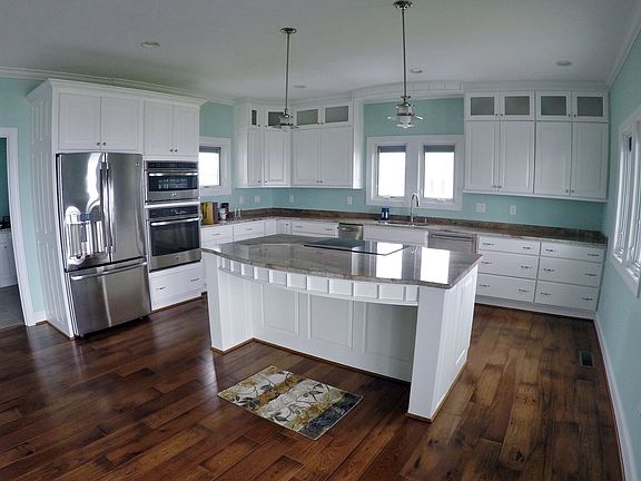 Open Floor - Kitchen