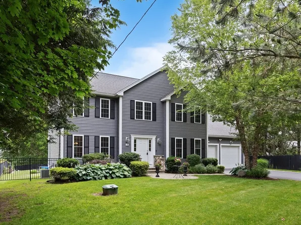 74 Muller Rd, Burlington, MA 01803