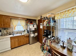 25 Verdun St #1, Cambridge, MA 02140