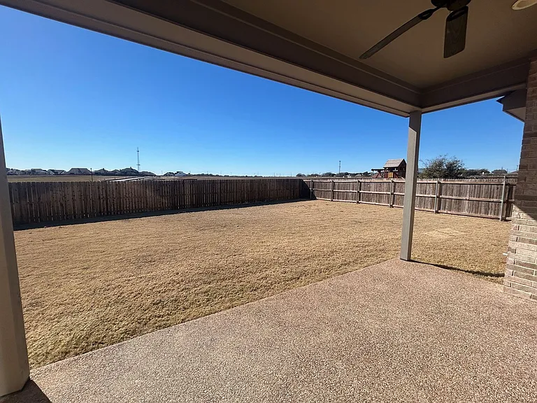 1713 Fabian Dr — Photo 12